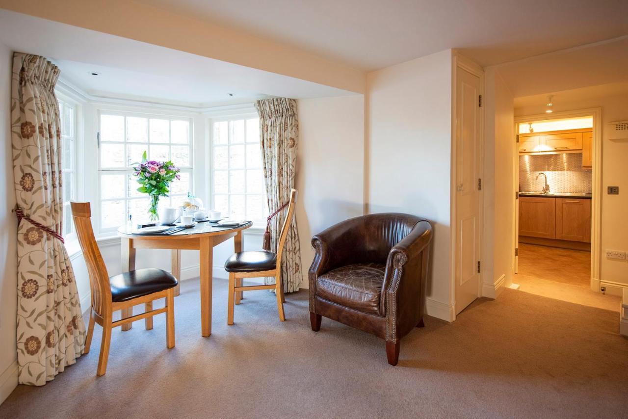 Oberon River View Apartment Bourton-on-the-Water Esterno foto